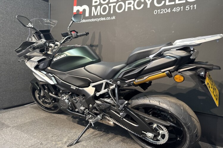 SUZUKI GSX-S1000GX +