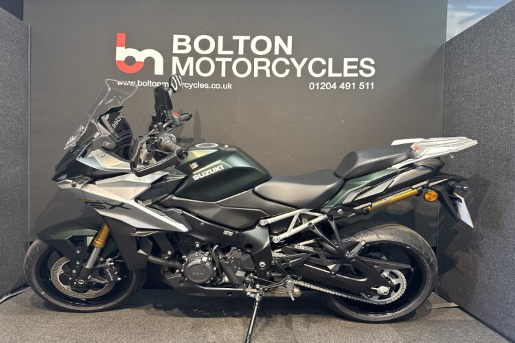 SUZUKI GSX-S1000GX +