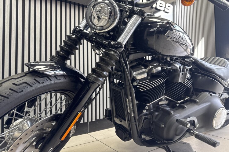 HARLEY-DAVIDSON STREET