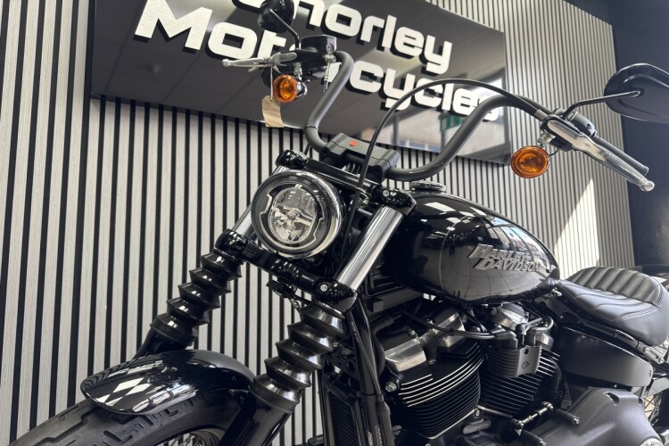 HARLEY-DAVIDSON STREET