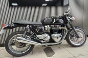 TRIUMPH THRUXTON 1200