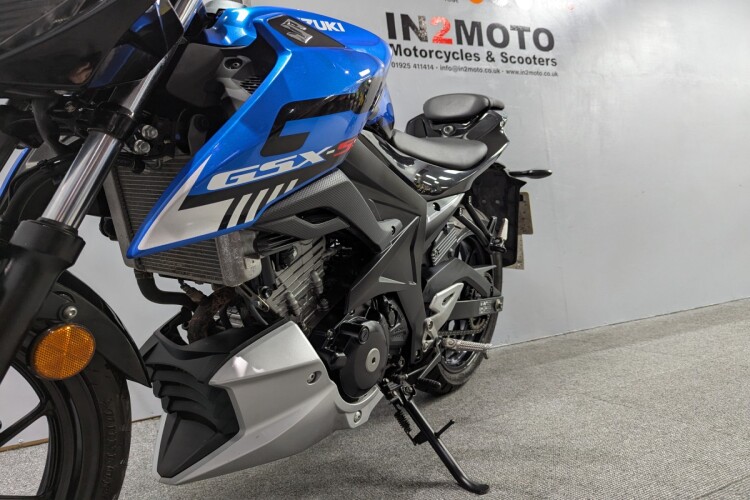 SUZUKI GSX-S125