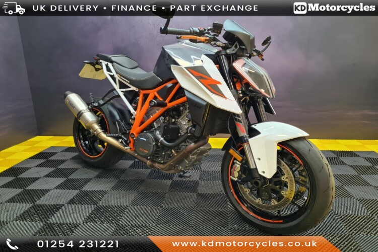 KTM 1290 SUPER DUKE R