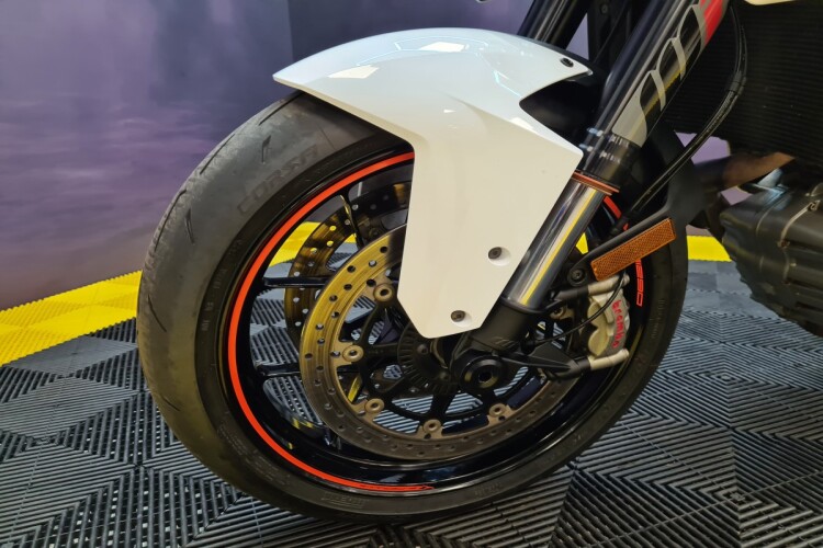 KTM 1290 SUPER DUKE R
