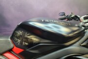 TRIUMPH STREET TRIPLE 675