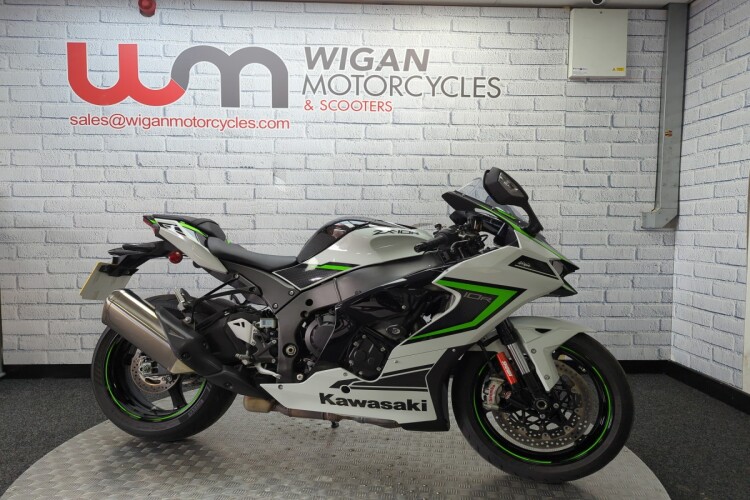 KAWASAKI NINJA ZX-10R