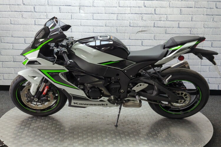 KAWASAKI NINJA ZX-10R