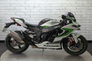 KAWASAKI NINJA ZX-10R