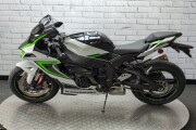 KAWASAKI NINJA ZX-10R