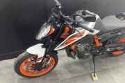 KTM 890 DUKE