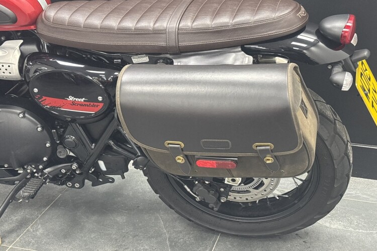TRIUMPH STREET SCRAMBLER