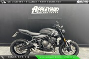 TRIUMPH TRIDENT 660
