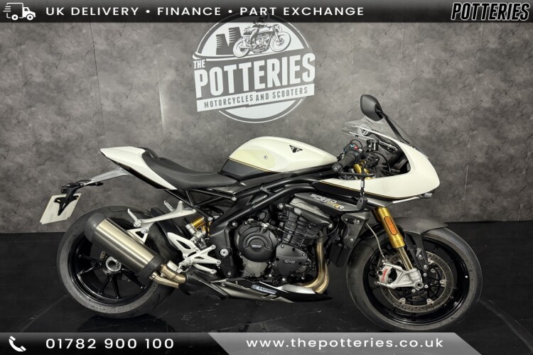 TRIUMPH SPEED TRIPLE 1200 for sale