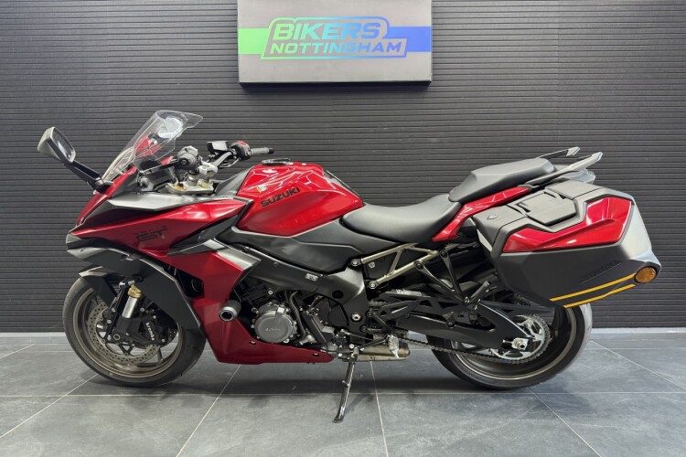 SUZUKI GSX-S1000GT+