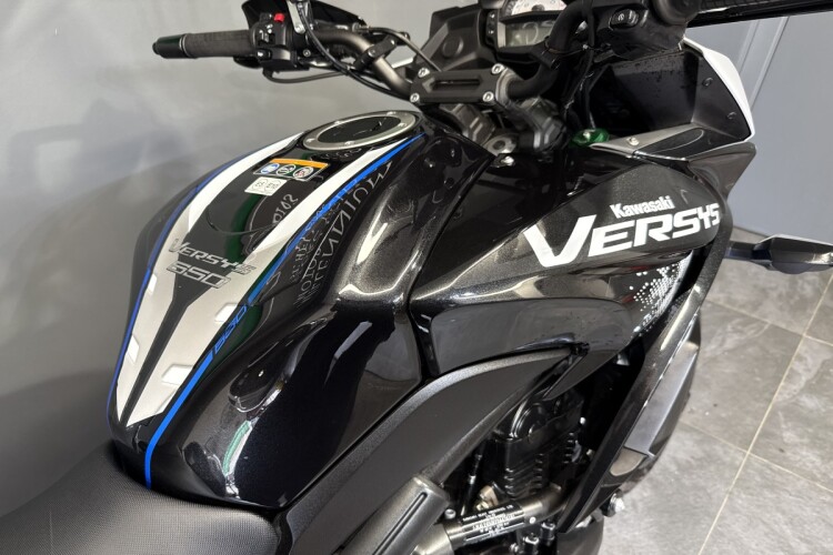KAWASAKI VERSYS 650