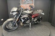 TRIUMPH STREET TRIPLE 765