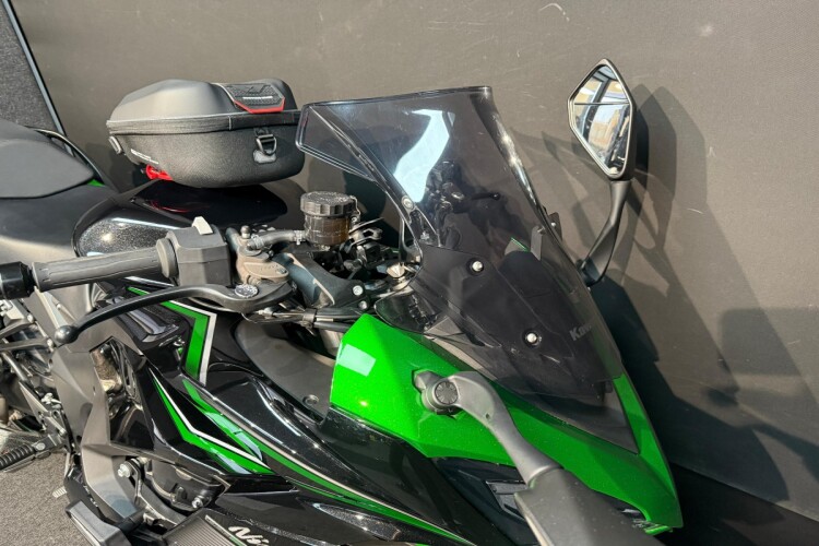 KAWASAKI NINJA 1000SX