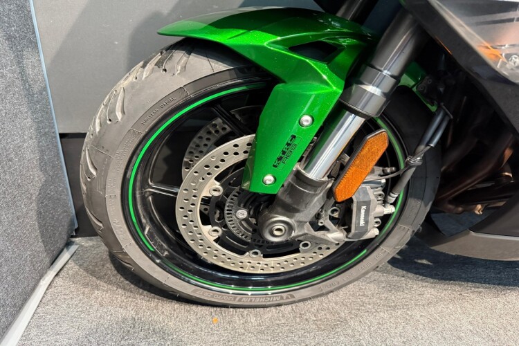 KAWASAKI NINJA 1000SX