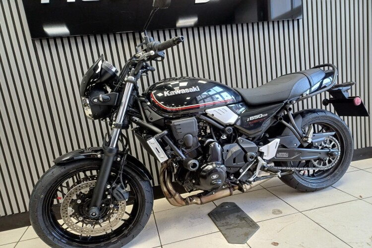 KAWASAKI Z650 RS