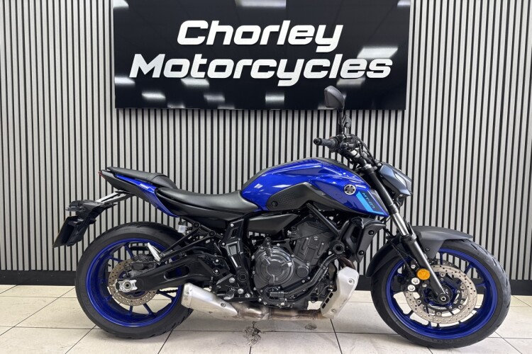 YAMAHA MT-07