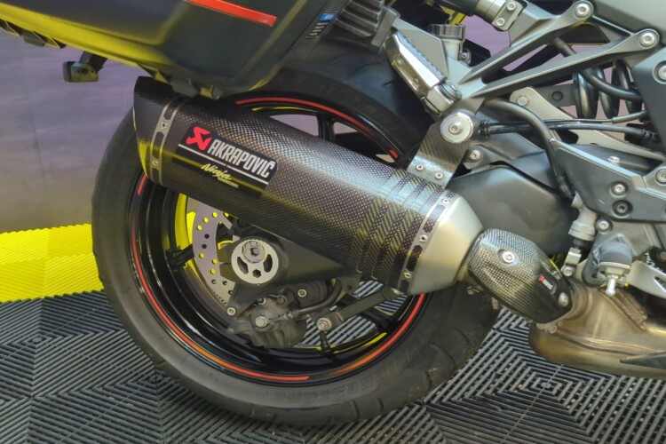 KAWASAKI NINJA 1000SX