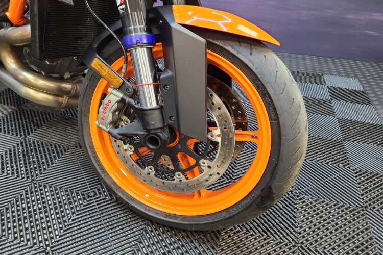 KTM 1290 SUPER DUKE R