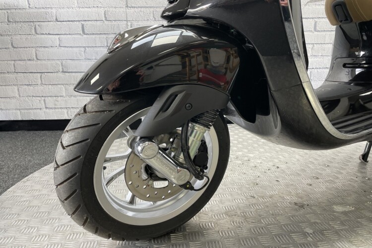 PIAGGIO VESPA PRIMAVERA 50