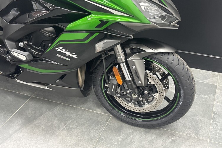 KAWASAKI NINJA 1000SX