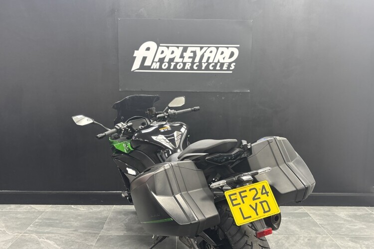 KAWASAKI NINJA 1000SX
