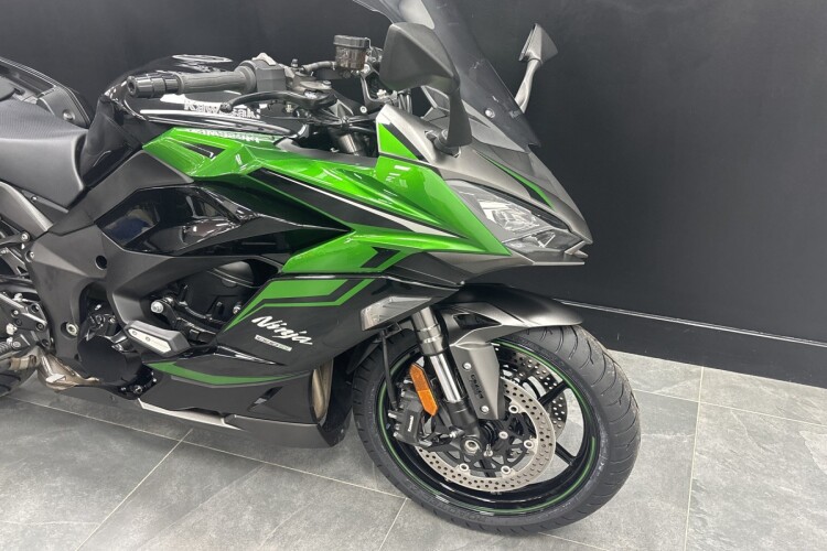 KAWASAKI NINJA 1000SX