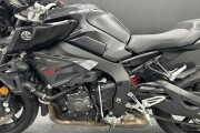 YAMAHA MT-10