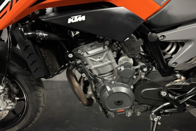 KTM 790 DUKE