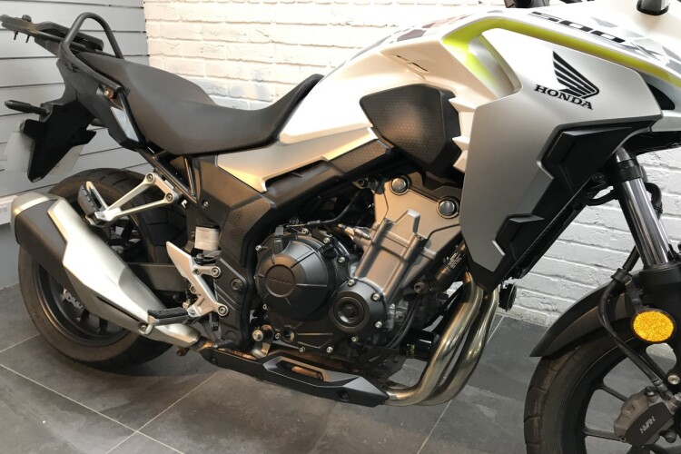 HONDA CB500X