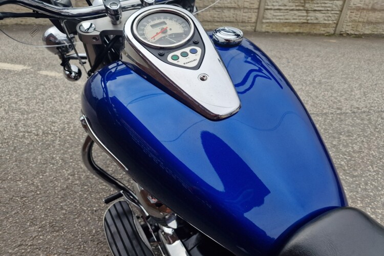 KAWASAKI VULCAN 900