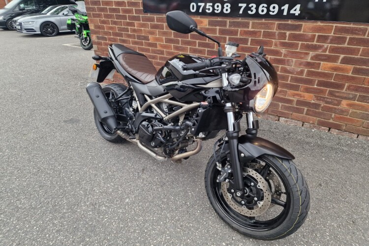 SUZUKI SV650X