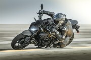 KAWASAKI Z900