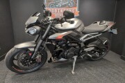 TRIUMPH STREET TRIPLE 765
