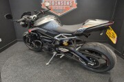 TRIUMPH STREET TRIPLE 765