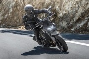KAWASAKI Z900