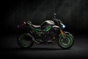 KAWASAKI Z900