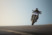 KAWASAKI Z900