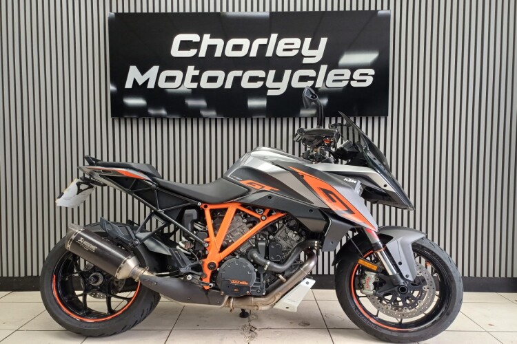 KTM 1290 SUPER DUKE GT