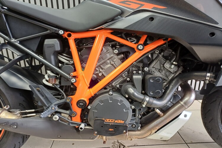 KTM 1290 SUPER DUKE GT