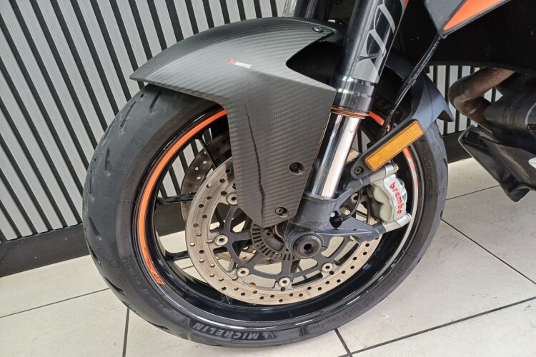 KTM 1290 SUPER DUKE GT