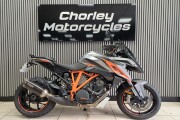 KTM 1290 SUPER DUKE R