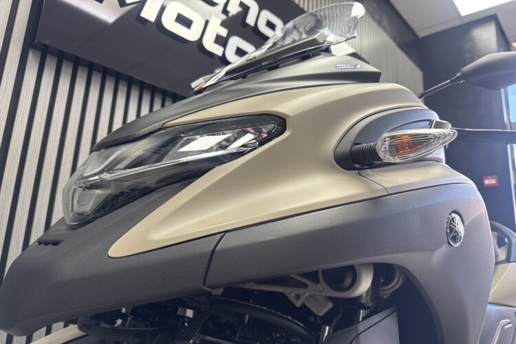 YAMAHA TRICITY 300 for sale