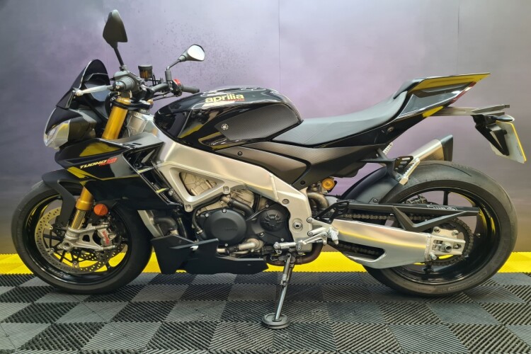 APRILIA TUONO 1100 V4