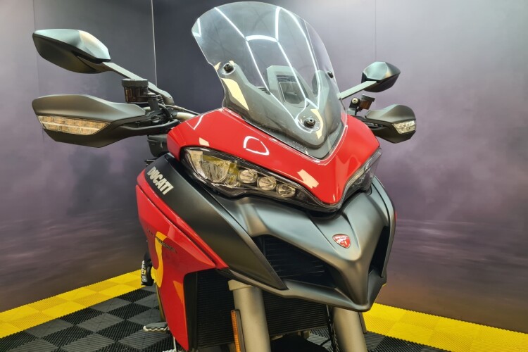 DUCATI MULTISTRADA 950