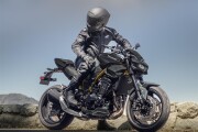 KAWASAKI Z900