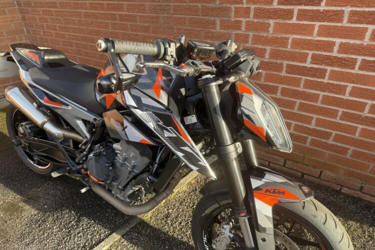 KTM 790 DUKE